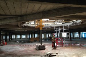 16199 Plymouth 12 750x500 300x200 - Department Store Escalators removed by crane