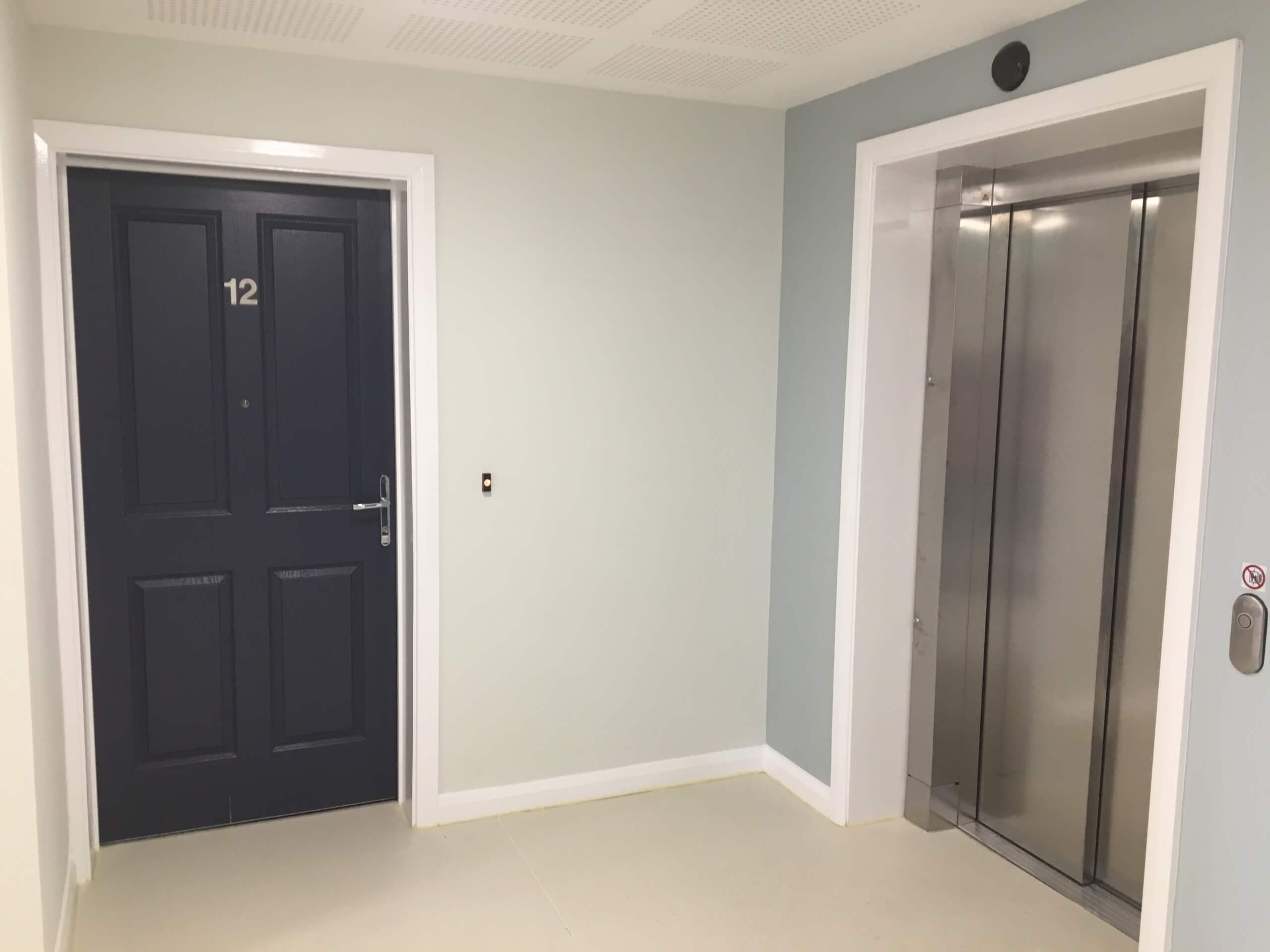 door and lift handover - Harryville Final Handover