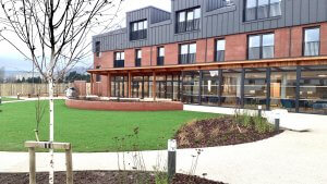 88418ec0 3f15 4203 98d3 7eb467e68c0f 2 300x169 - Handover - Harberton Hall, Belfast